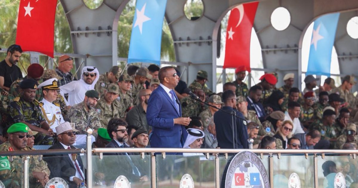 ๐๐’๐ข๐ข๐ฌ๐ฎ๐ฅ ๐๐๐ฌ๐๐๐ซ๐ ๐๐๐ฆ๐ฌ๐ “๐๐ข๐ข๐๐๐ง๐ค๐ ๐ฑ๐จ๐จ๐ ๐ ๐ ๐๐๐ฅ๐ค๐ ๐๐จ๐จ๐ฆ๐๐๐ฅ๐ข๐ฒ๐๐๐ ๐ฐ๐๐ฑ๐๐ ๐๐ฒ ๐ฅ๐๐-๐๐ก๐๐๐๐ซ ๐ฎ ๐ฒ๐ข๐ก๐ข๐ข๐ง ๐๐จ๐ฐ๐ฅ๐๐๐ง๐ข๐ฆ๐จ ๐ฑ๐จ๐จ๐ ๐ ๐๐ง.”