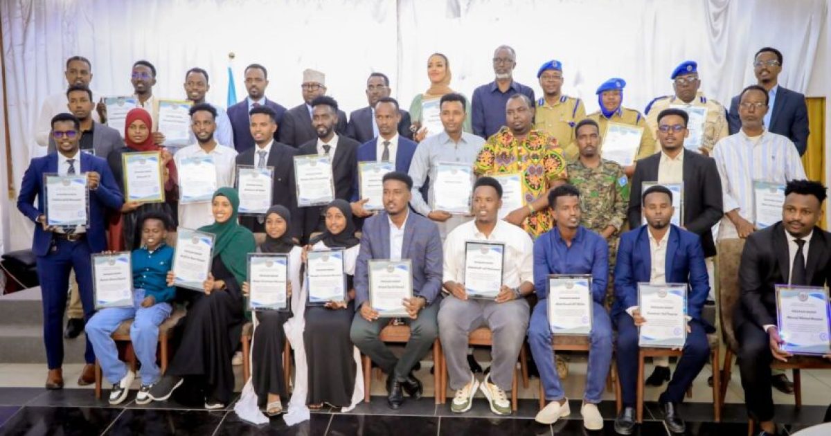 Guddiga Qaban-qaabada Todobaadka Xorriyadda oo qabtay xaflad lagu abaal-marinayo xubnihii ka qeyb qaatay dabaal-degyada