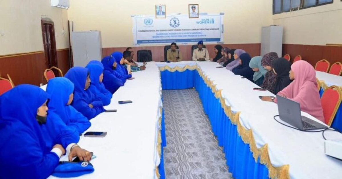 Taliyaha Boliiska oo Muqdisho ka daahfuray Mashruuca Nabadda iyo u Hiilinta Haweenka