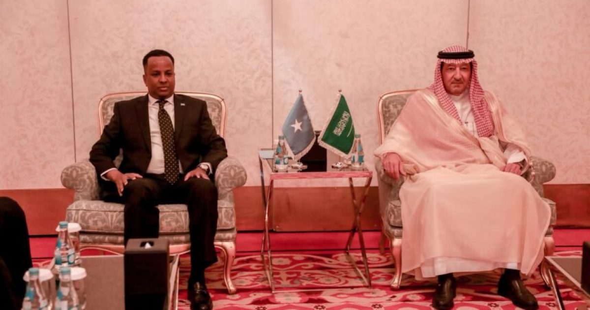 Soomaaliya iyo Sacuudiga oo kawada hadlay xoojinta xiriirka iskaashiga labada dal