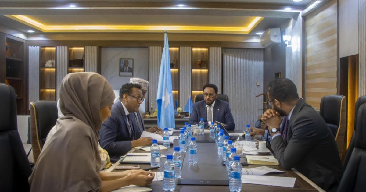 Wasiirka Maaliyadda XFS oo shir guddoomiyey kulanka Guddiga dhaqaalaha Isbadalka Cimilada