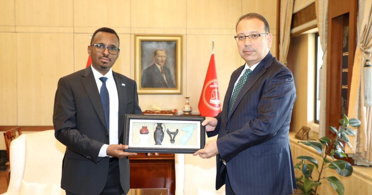 Xafiiska Hantidhowrka Guud ee JFS iyo Maxkamadda Xisaabta ee Turkiga oo saxiixday heshiis is-afgarad ah