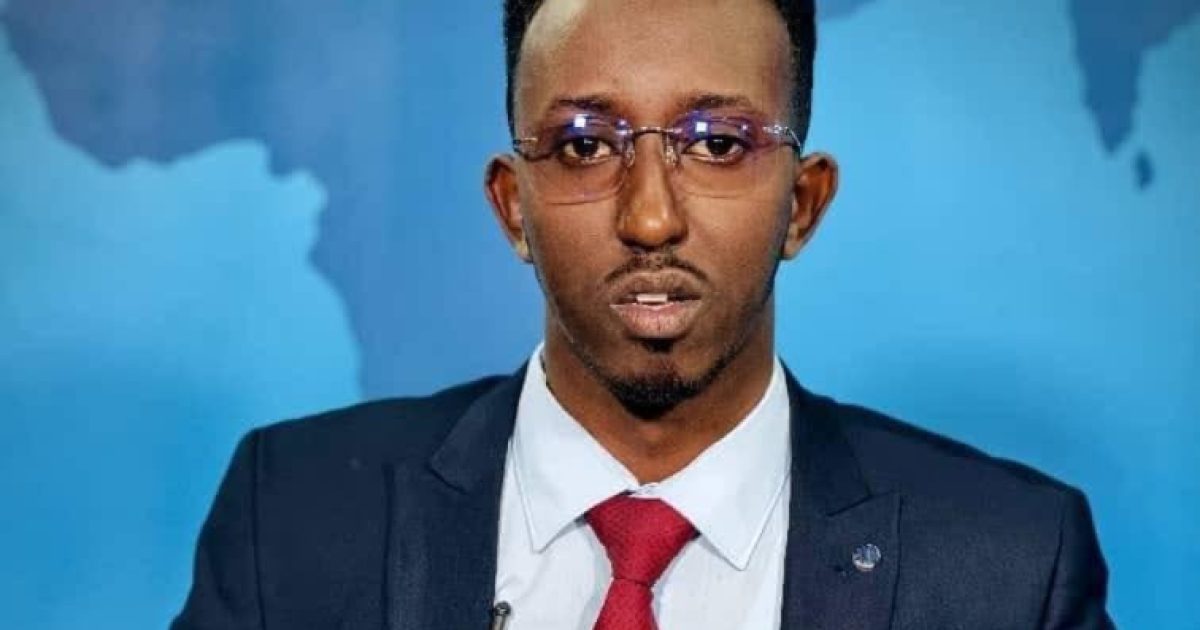 Waa Kuma Liibaan Lugcad?