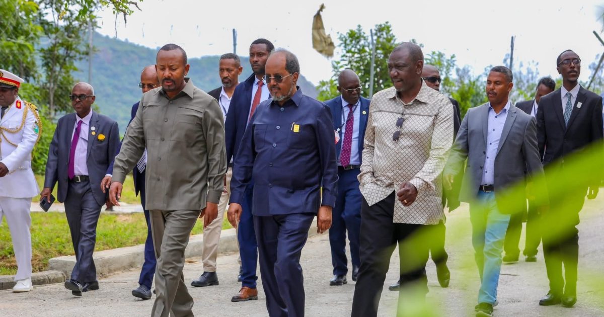 Madaxweyne Xasan Sheekh oo ka qeybgalay Xafladda Furitaanka Biyo-xireenka Itoobiya ee GERD