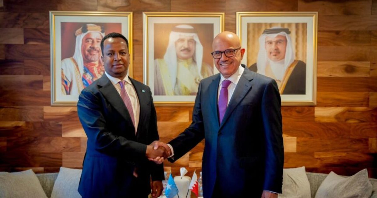 Wasiirka arrimaha dibadda oo New York kula kulmay dhiggiisa dalka Baxrayn