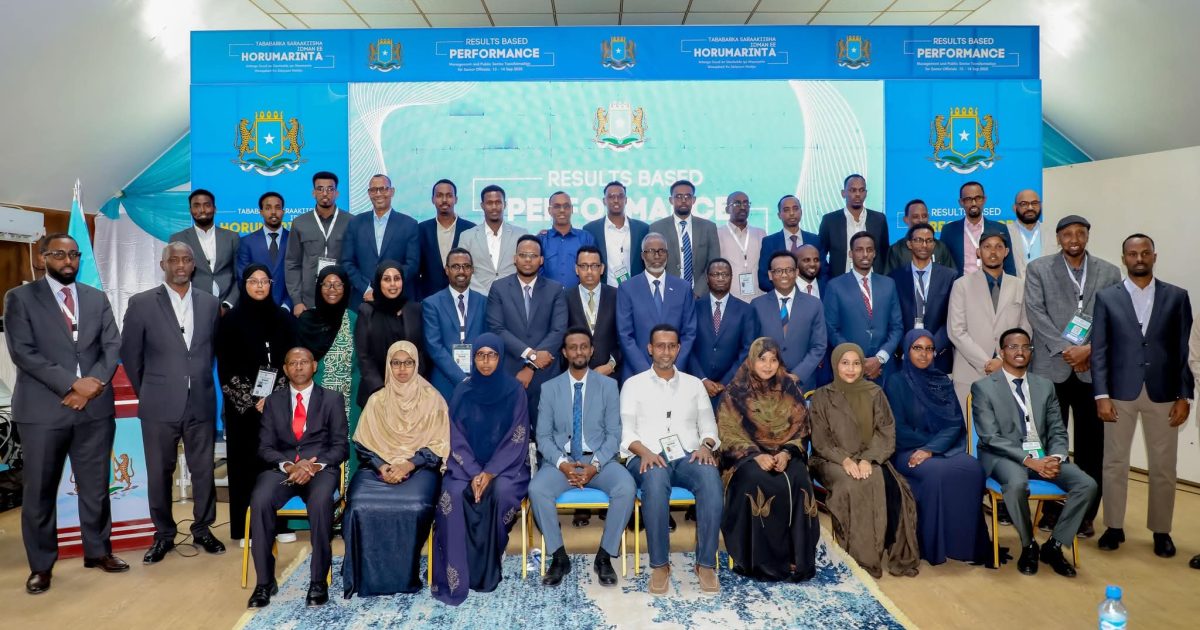 Muqdisho oo laga furay aqoon is waydaarsi ku saabsan horumarinta adeegyada Dowladda