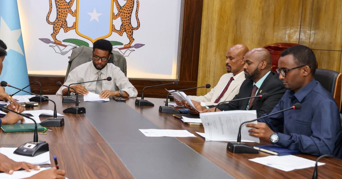 Xildhibaannada Baarlamaanka JFS ku matalay Baarlamaanka EAC oo laga shiray