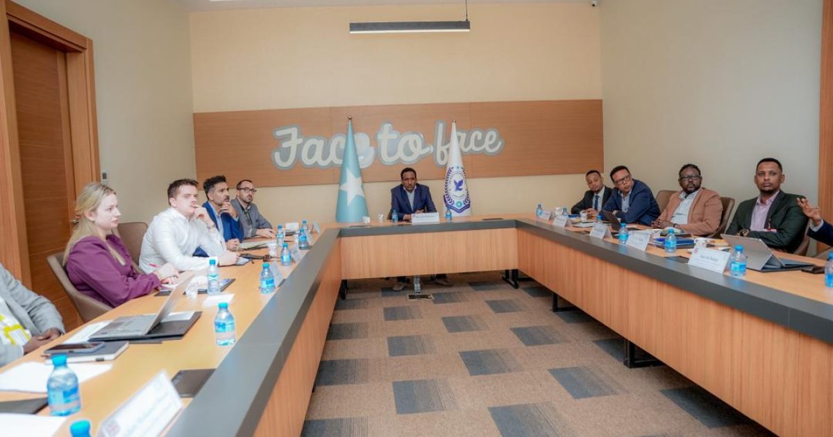 HSJ iyo Dowladda Ingiriiska oo xoojinaya iskaashiga maamulka socdaalka iyo xuduudaha*