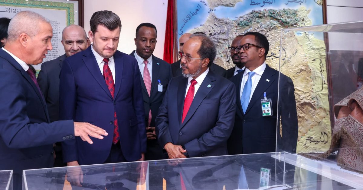 MMadaxweynaha JFS oo booqday Warshadaha kala duwan ee ku yaalla dalka Aljeeriya.