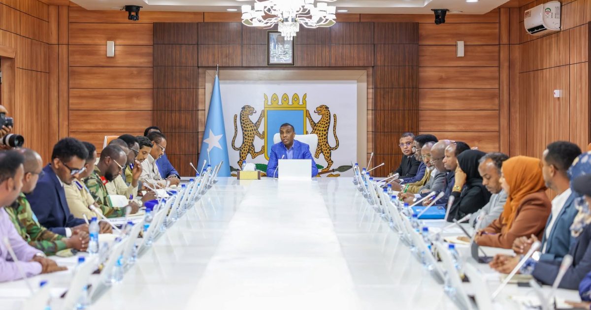 Ra’iisul Wasaare Xamsa oo guddoomiyey kulan looga hadlayay doorashooyinka