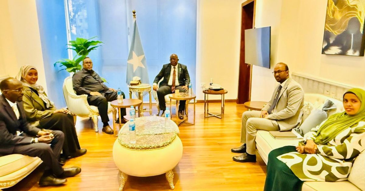 Wasiirka Warfaafinta oo Qaahira uga qeyb-galaya Shirka 55-aad ee Wasiirrada Warfaafinta Carabta.