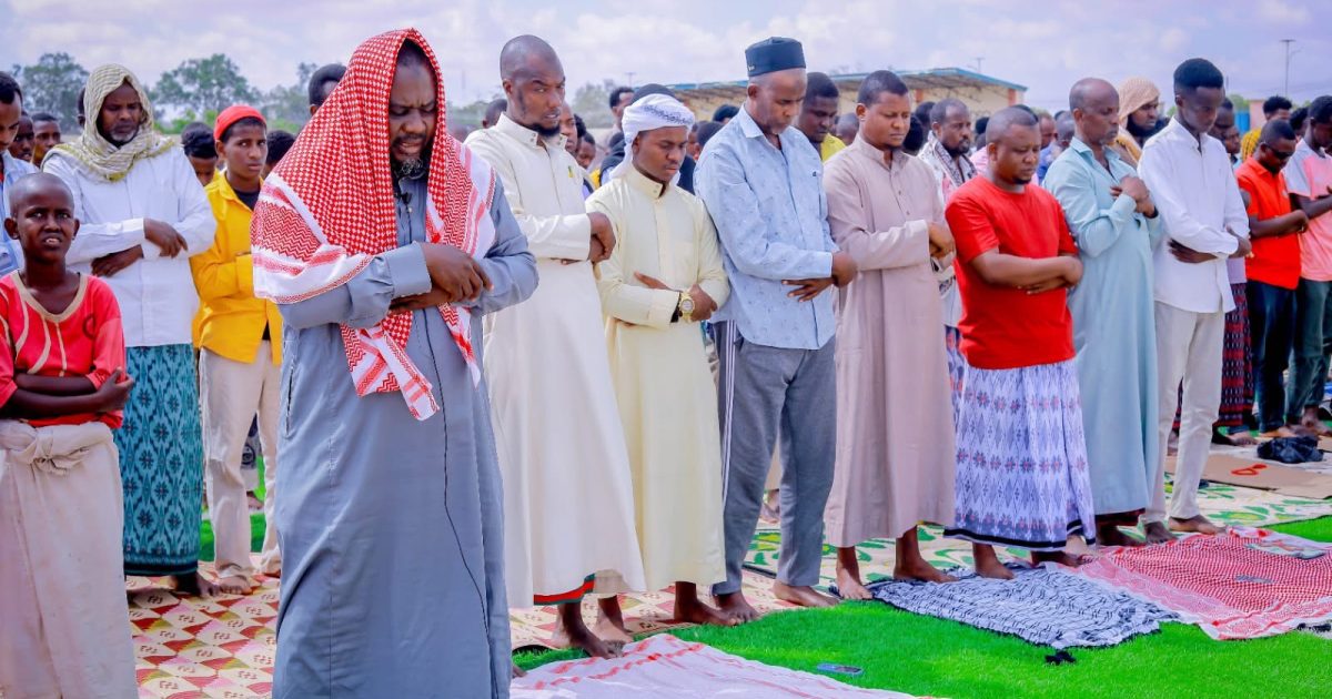 Salaad roob-doon ah oo maanta laga oogay degmada Balcad