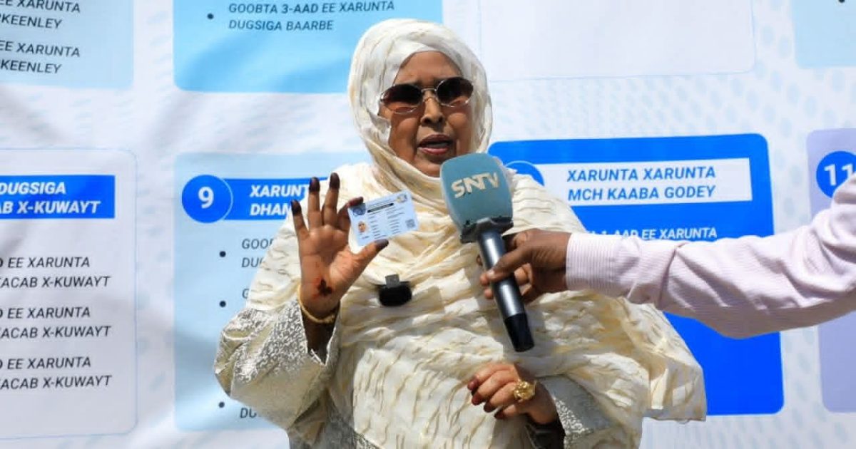 Marwada Madaxweynaha JFS oo ka codkeeda ka dhiibatay D.dharkiinleey.