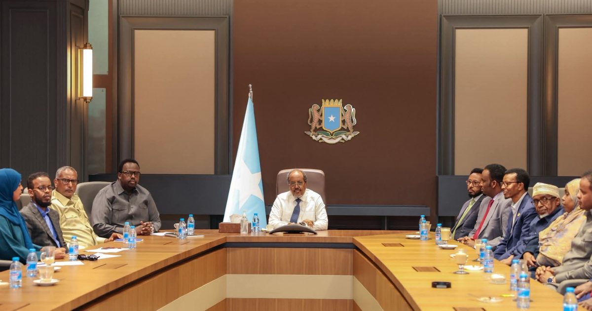 Madaxweynaha JFS oo shir looga hadlayay ilaalinta midnimada la qaatay Mas’uuliyiinta Hay’adaha dowladda ku matala Gobolada Waqooyi