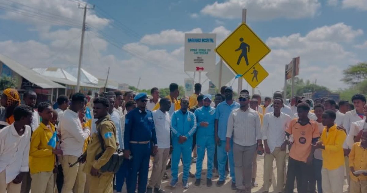 Bannaanbax looga soo horjeedo damaca YH-da Israel oo ka socda degmada Afgooye.