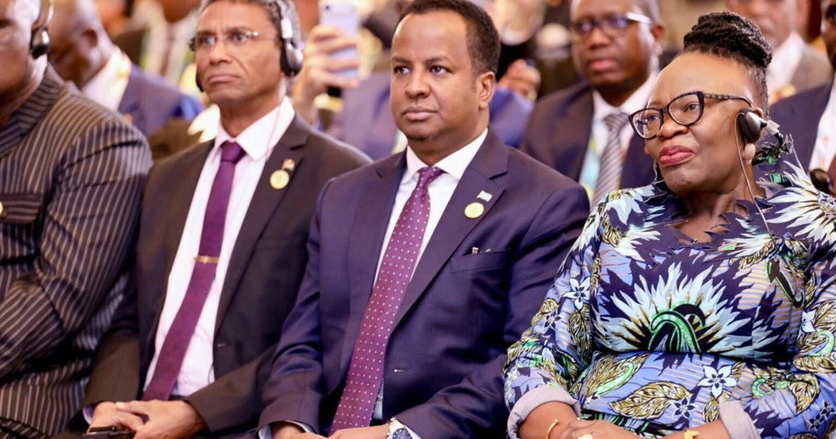 Wasiirka Arrimaha Dibadda oo shir muhiim ah uga qayb galay Masar