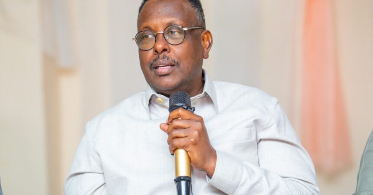 Wasiir Xasan Macallin “Maxkamaduhu waxay xaq u leeyihiin inay ka garnaqaan doorashada”