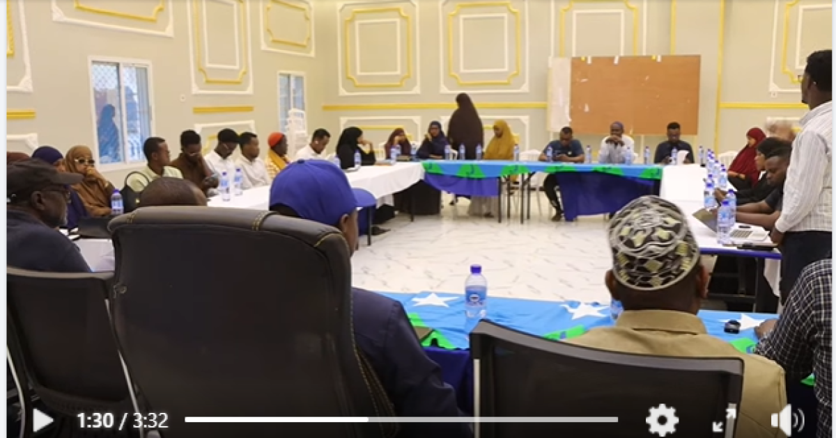 Guddiyada Maaliyadda iyo Haweenka Hirshabeelle oo Jowhar ku qabtay kulan dadweyne.