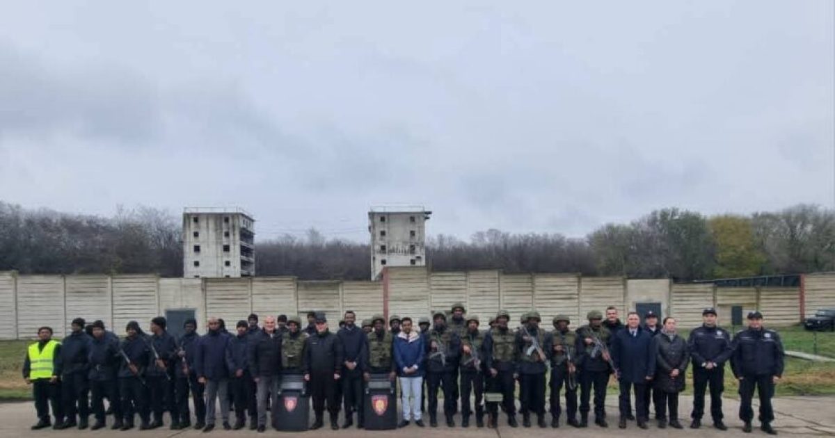 Safiirka Soomaaliya ee Serbia oo kulan la qaatay ciidan Soomaali ah oo ku sugan dalkaasi