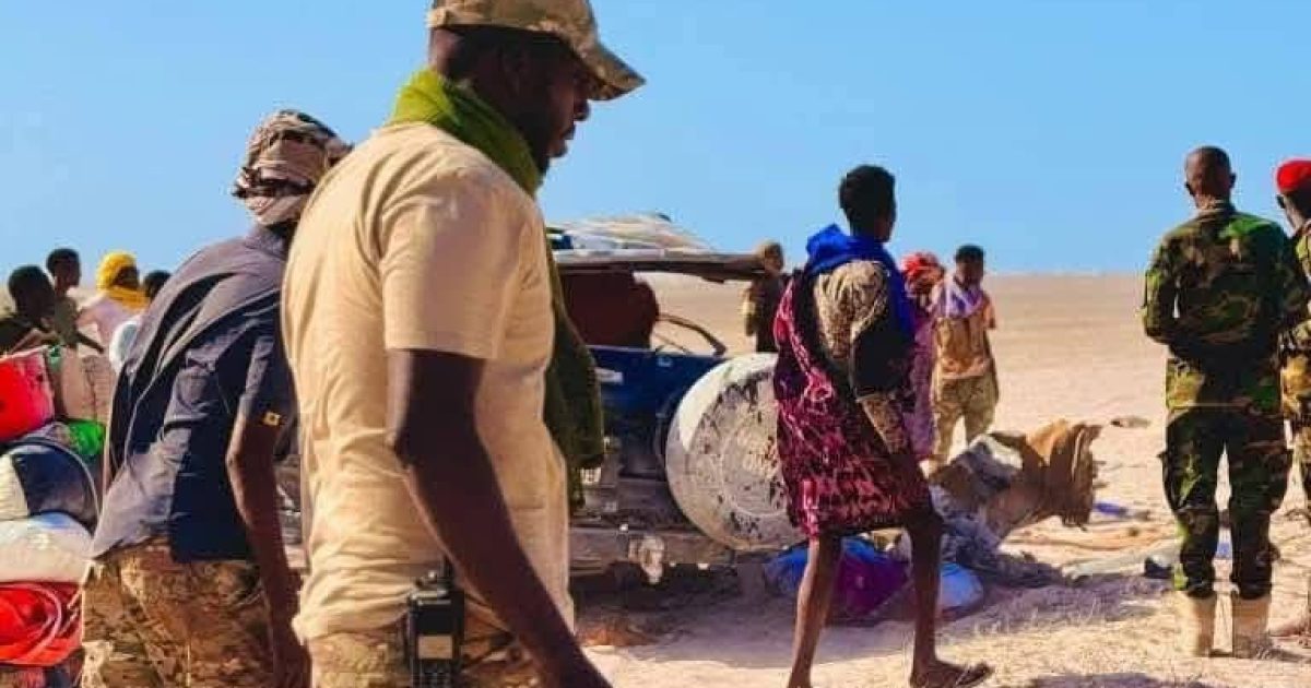 Ciidanka XDS oo gurmad u fidiyay shacab ay Khawaarijtu la beegsatay Qarax