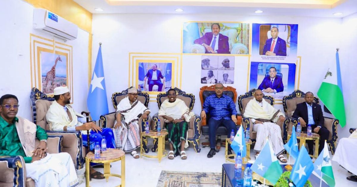 Mas’uuliyiin ka tirsan DFS oo booqasho ugu tegay Garaad Jaamac