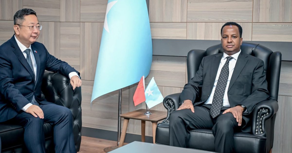 Iskaashiga Diblomaasiyadeed ee Soomaaliya iyo Shiinaha oo sii xoogaysanaya