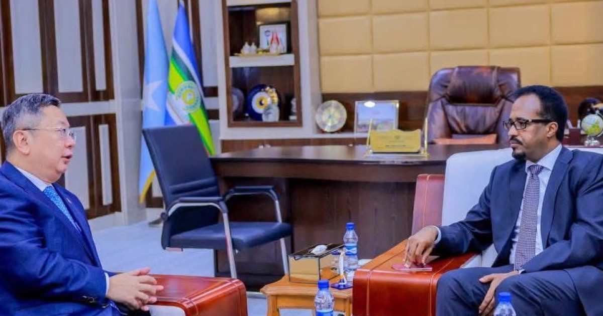 Wasiirka Ganacsiga XFS oo qaabilay Safiirka Shiinaha ee Soomaaliya