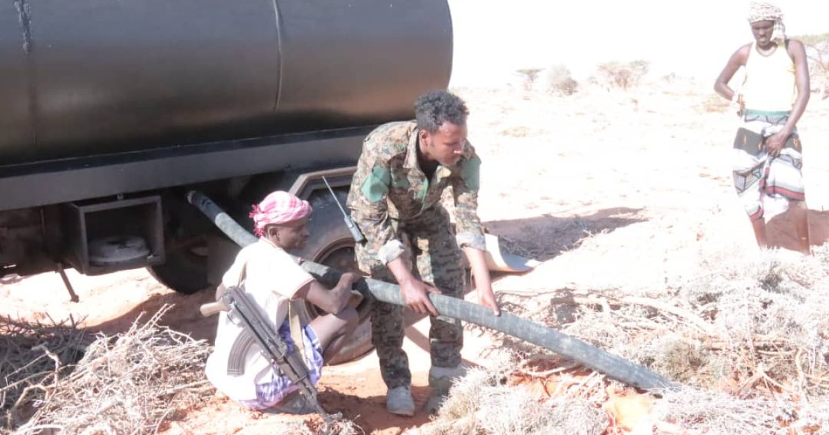 Geesiyaasha Ciidanka XDS oo biyo dhaamin u sameeyay Shacabka Xarardheer