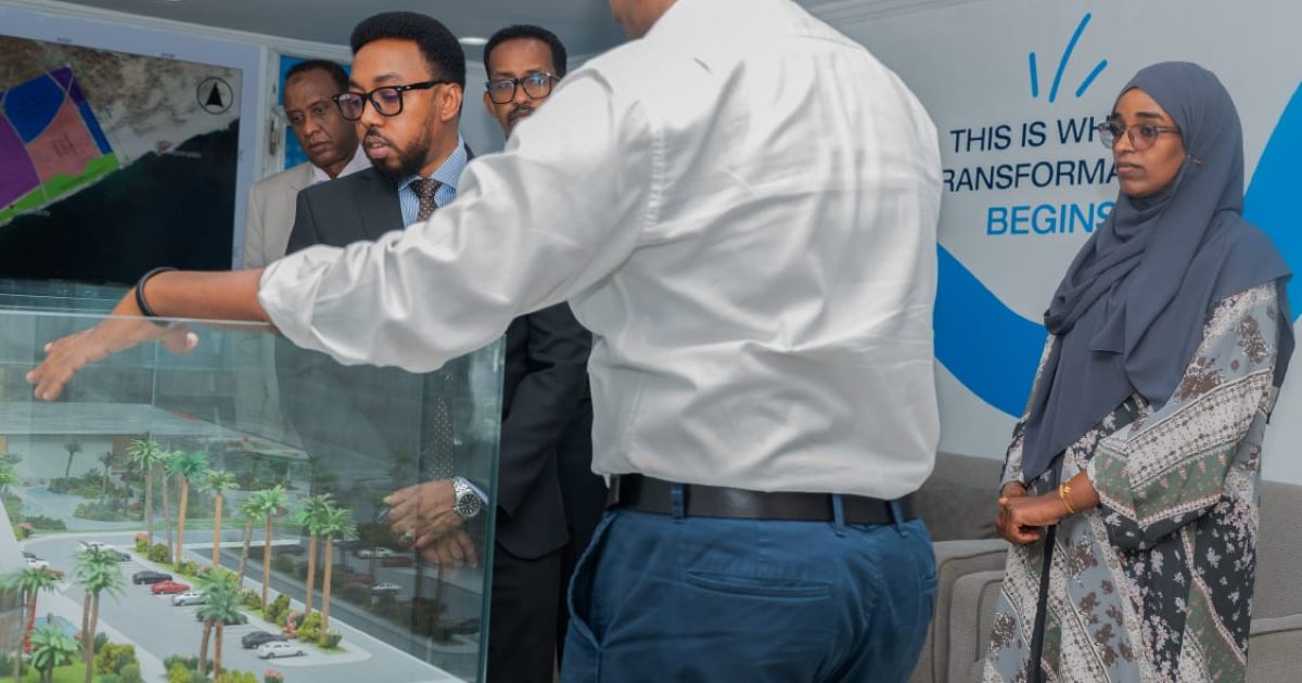 Agaasimaha Guud ee Wasaaradda Gaadiidka XFS oo kormeeray xarunta shirkadda NMDC