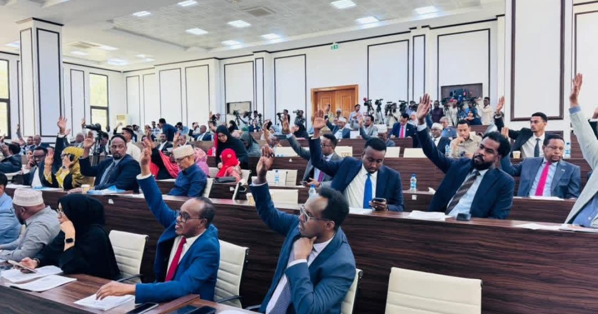 Xildhibaannada Golaha Shacabka JFS oo maanta ansixiyay Hindise-Sharciyeedka Macdanta