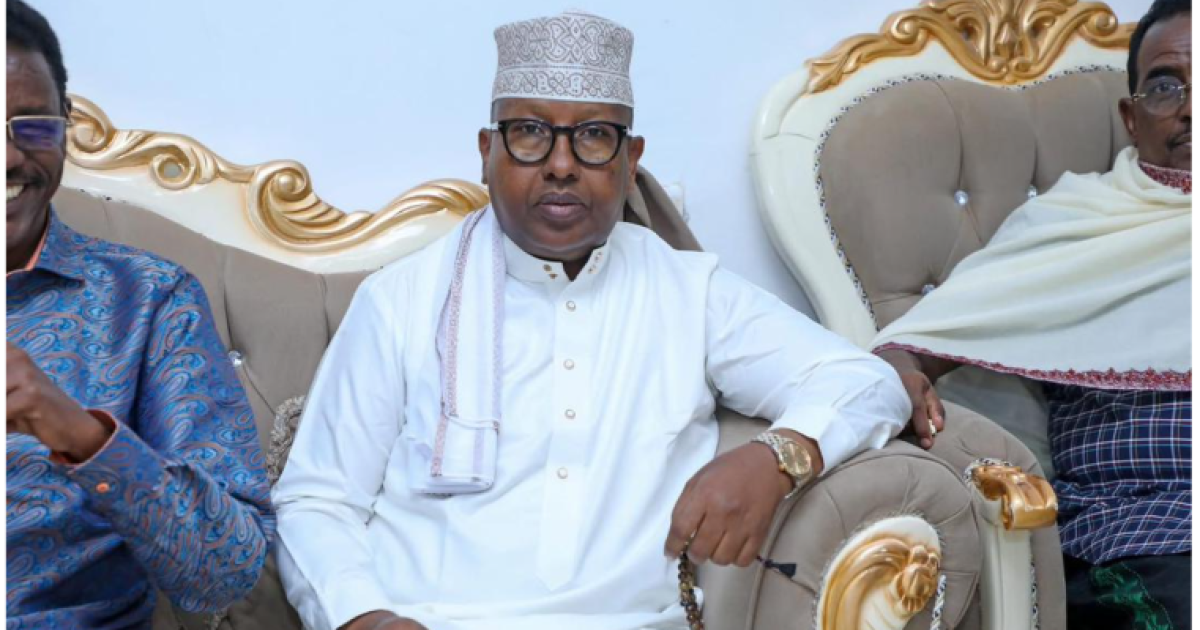 Wasiir Fiqi”Socdaalkeenna Laascaanood wuxuu dirayaa farriin miisaan leh.”