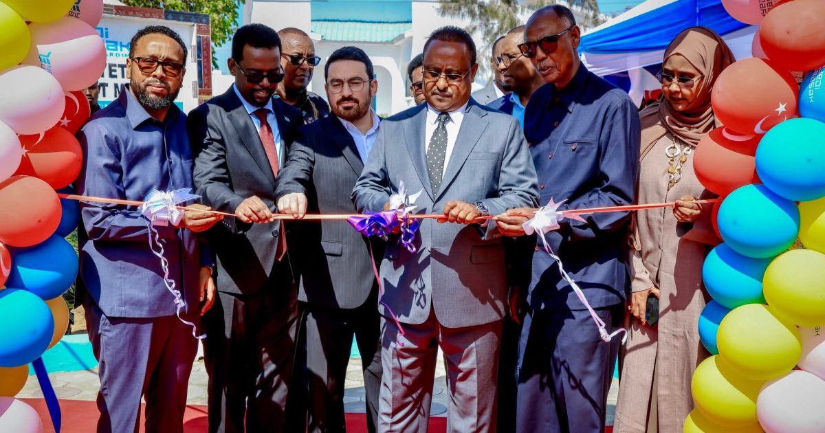 Duqa Muqdisho oo xarigga ka jaray Xarun Waxbarasho oo laga hirgeliyay Garasbaalley