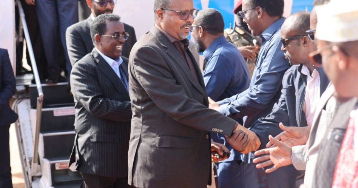 Masuuliyiin ka tirsan dowladda oo ka qeybgalay Caano-shubka Ugaas Cabdiraxmaan Ugaas Maxamed