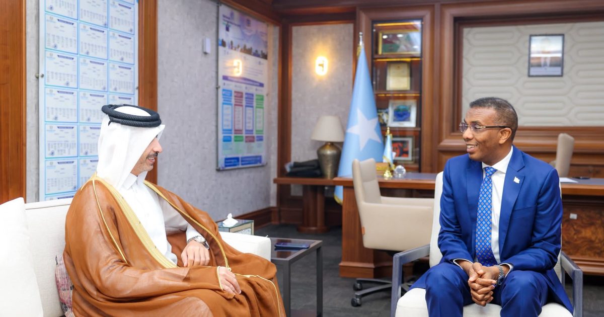 Ra’iisul Wasaare Xamsa oo qaabilay Safiirka Dowladda Qatar
