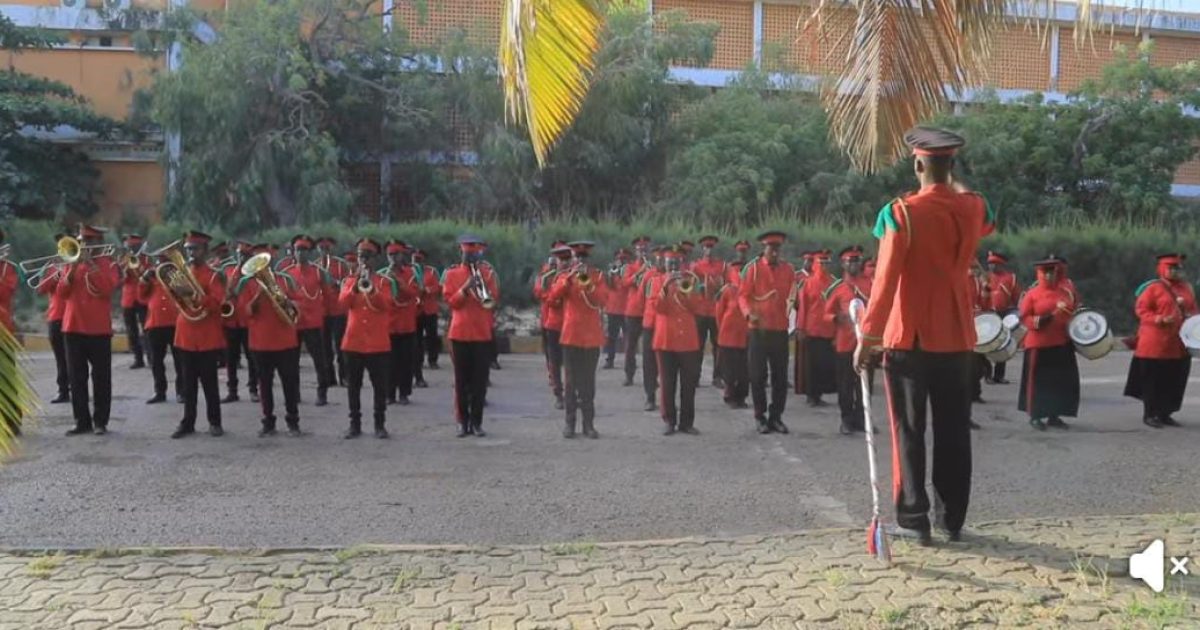 Munaasabadda xil-wareejinta Taliyaha Ciidanka Xoogga Dalka oo si rasmi ah uga socota Muqdisho