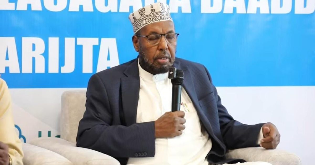 Sheekh Cali Wajiis oo ka hadlay Siyaasadda Madaxda Qaranka ay ku wajaheen dagaalka Khawaarijta