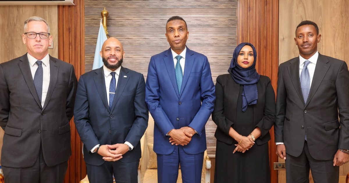 Ra’iisul Wasaare Xamse oo qaabilay wafdi ka socday Safaaradda Mareykanka ee Soomaaliya