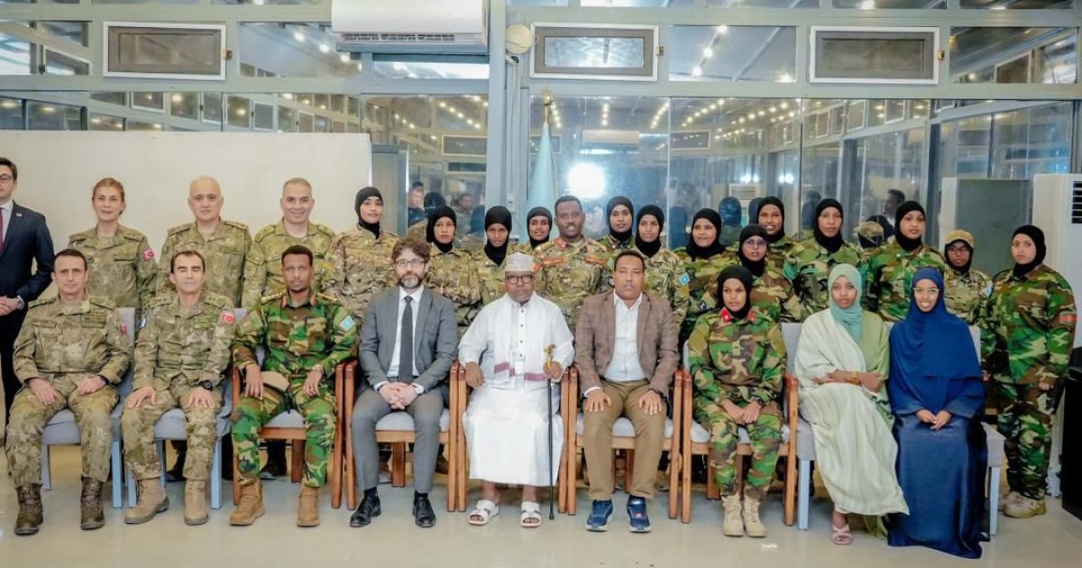 Wasiirka Gaashaandhigga XFS iyo Mas’uuliyiin kale oo ka qeybgalay Xuska Maalinta Haweenka