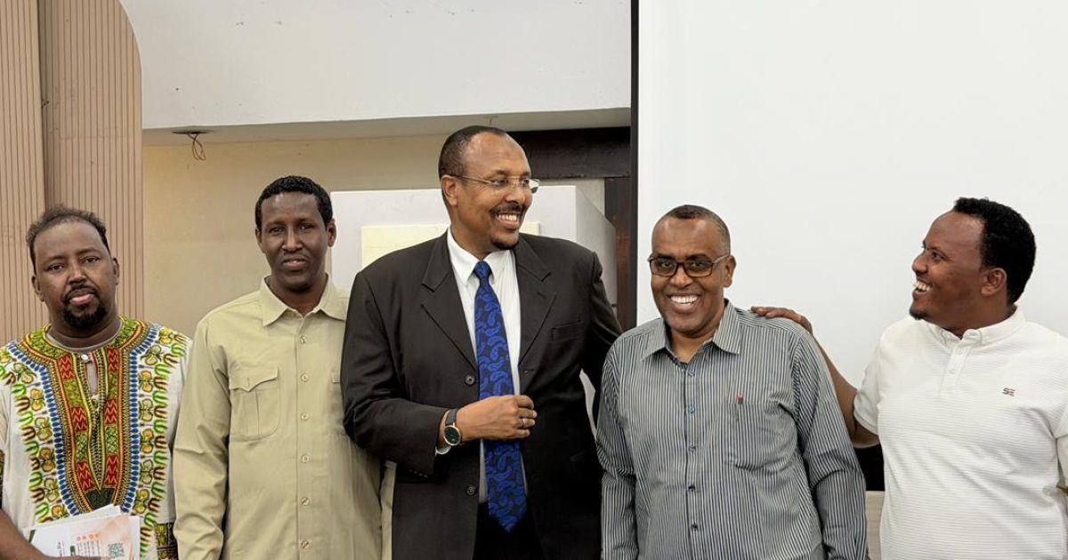 Danjire Cabdixakiim oo kulan la qaatay Jaaliyadda Soomaaliyeed ee dalka Yemen