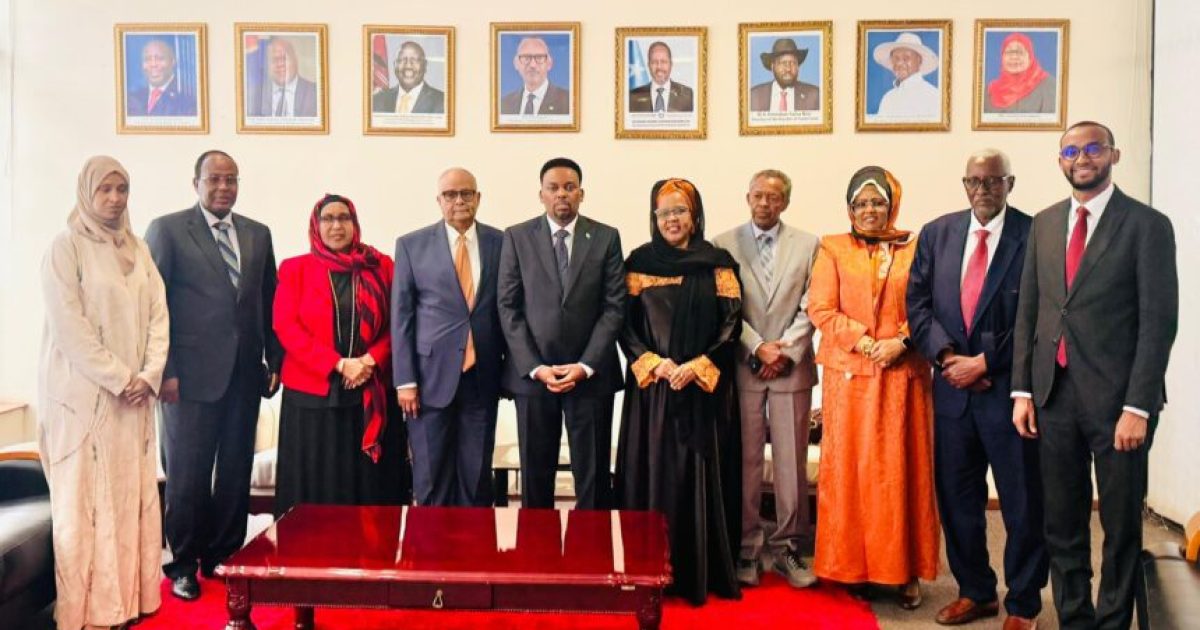 Xildhibaannada Soomaaliya ku matalaya EALA oo maanta la dhaarinayo