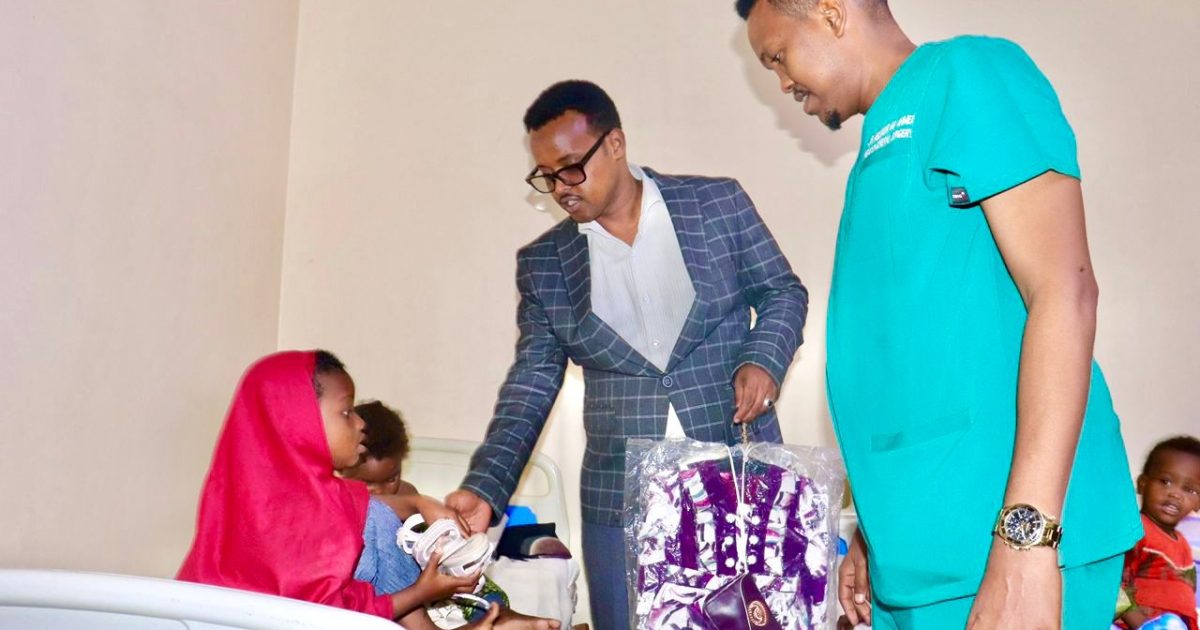 Taliska XDS oo ka farxiyay Carruurta danyarta ah ee ku jirta Isbitaalka Xoogga