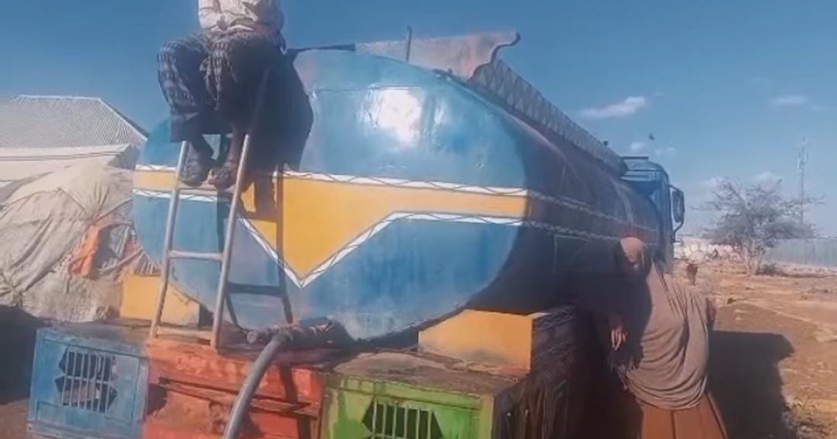 Boqolaal Qoys oo abaartu saameysay oo biyo dhaamin loogu sameeyay deegaanno hoostaga  Baydhabo 