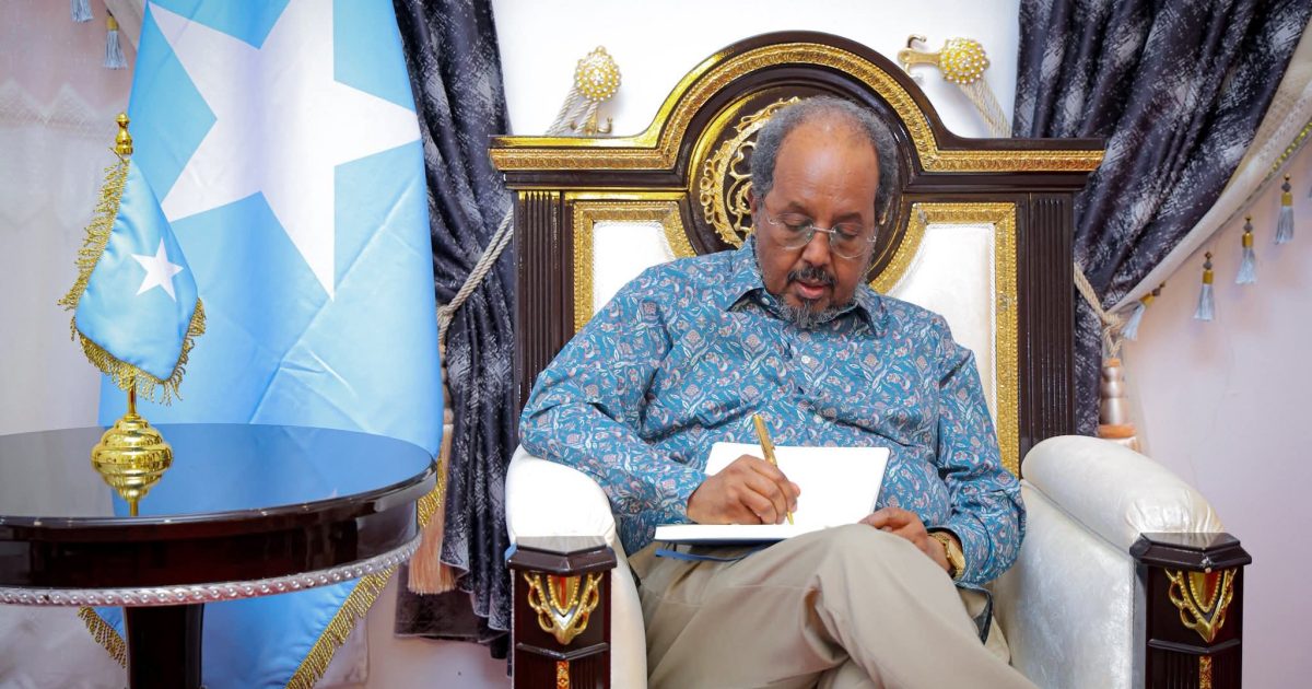 Madaxweynaha JFS oo soo gabagabeeyay wadatashiyo siyaasadeed iyo kulamo dib u heshiisiineed oo ka qabsoomay Koonfur Galbeed