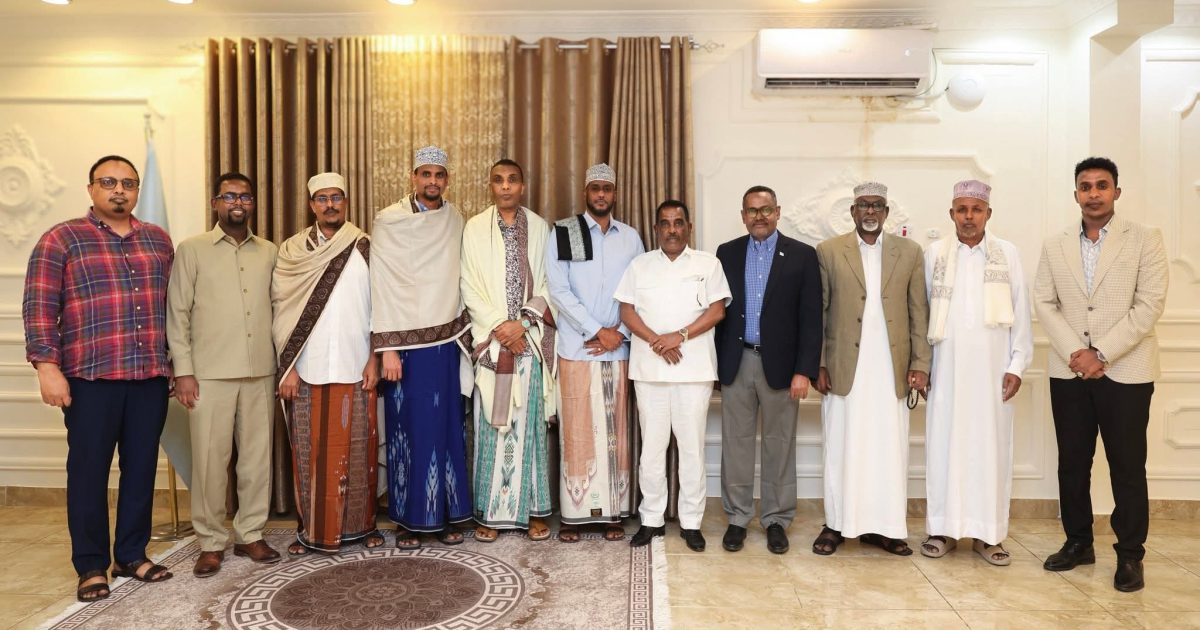 Ra’iisul Wasaare Xamsa oo Hoygiisa ku qaabilay qaar ka mid ah Isimada Puntland