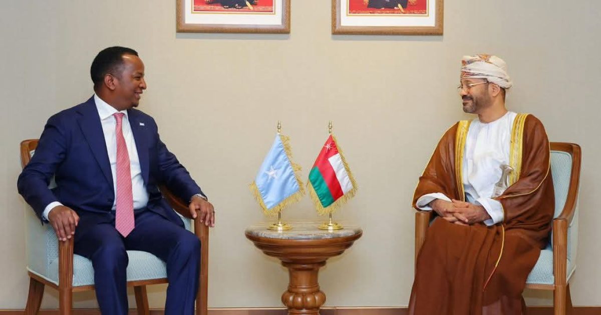 Wasiirka Arrimaha Dibadda Soomaaliya oo kulan miro-dhal ah  la yeeshay Dhigiisa Dalka Cumaan