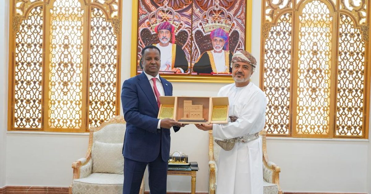 Wasiirka Arrimaha Dibadda XFS oo kulan la yeeshay Wasiirka Gaadiidka Cumaan 