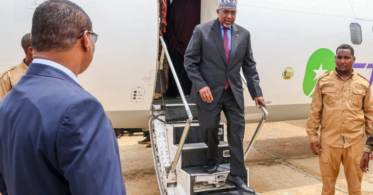 Guddoomiyaha Golaha Shacabka oo gaaray magaalada Baydhaba