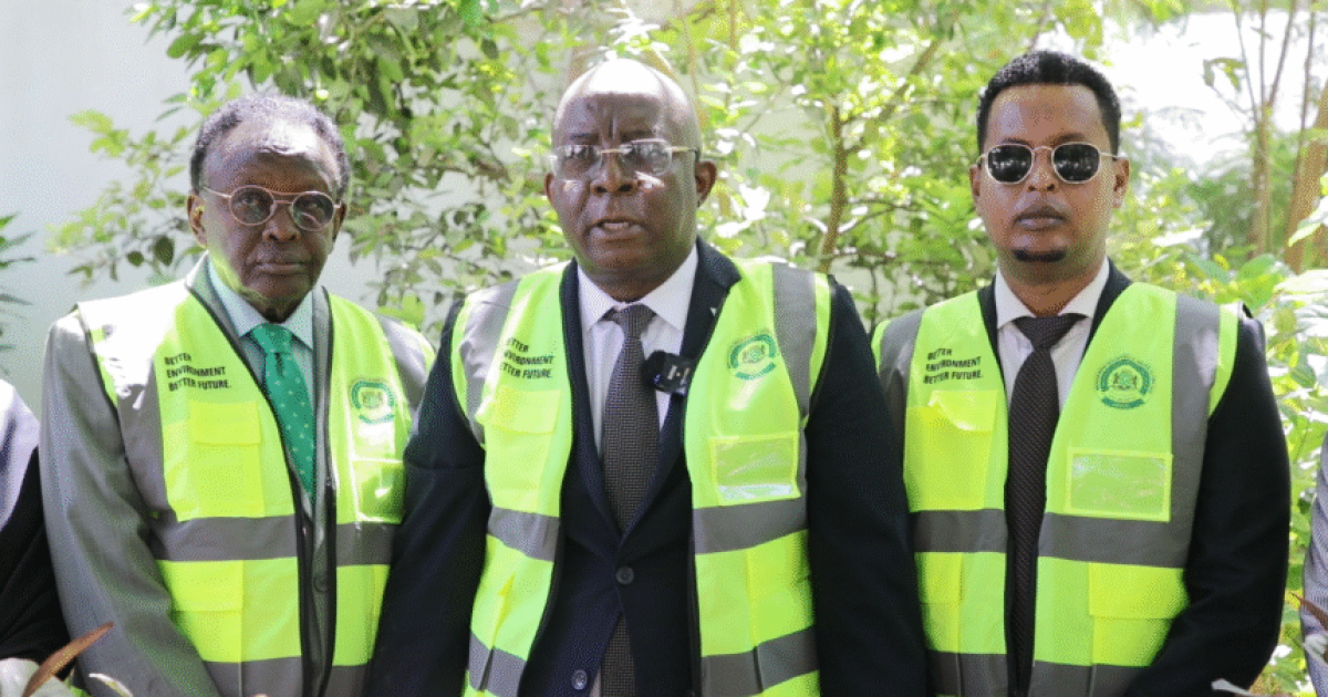 Wasiir Daa’uud “Barnaamijka dhir-beerista waxaa uu qiimo badan u leeyahay arrimaha deegaanka iyo qaranka”