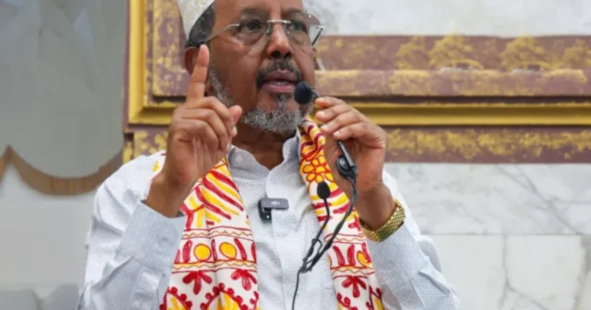 Madaxweyne Xasan Sheekh: Midnimada iyo wadajirka shacabka waa tiirka dib u dhiska Soomaaliya