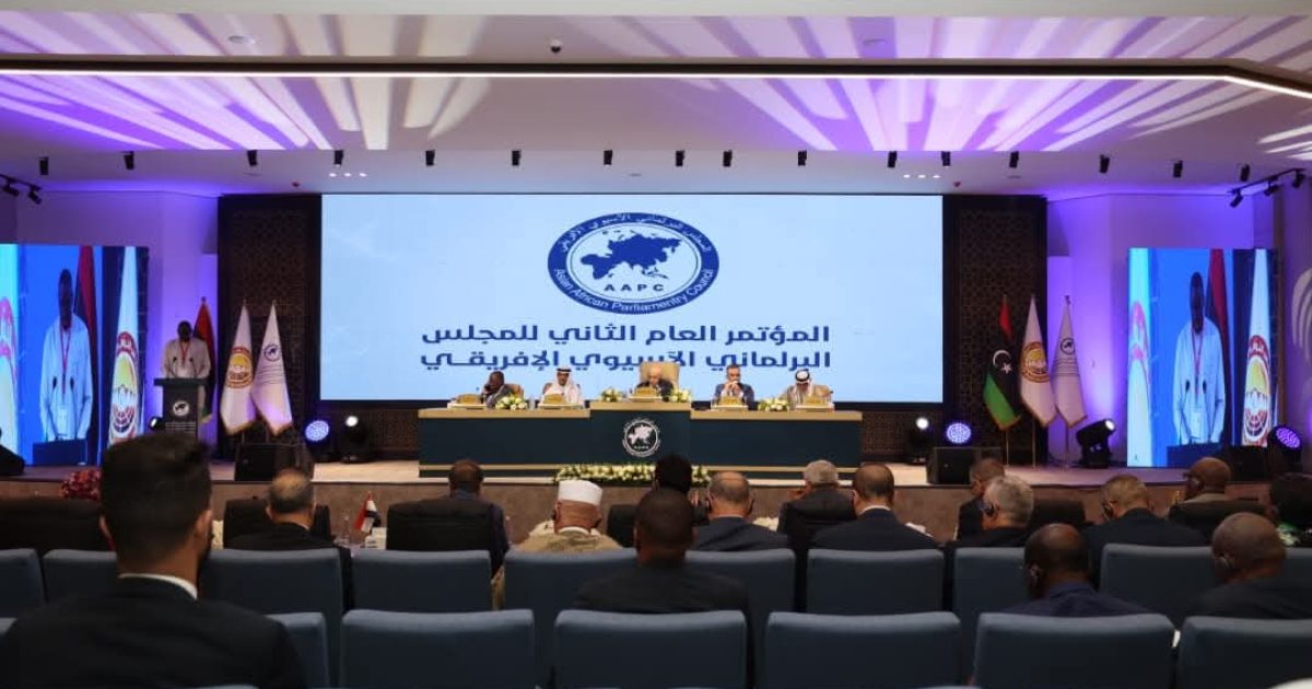 Wafdi ka socda labada Aqal ee Baarlamaanka FS oo ka qeyb galaya Shirweynaha 2-aad ee Golaha Baarlamaannada Aasiya iyo Afrika.